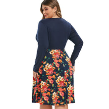 Charger l'image dans la galerie, Seam Pockets Floral Surplice Long Sleeve Plus Size Dress