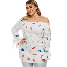 Charger l'image dans la galerie, Plus Size Feather Print Off Shoulder Flare Sleeve Blouse