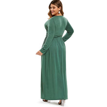 Charger l'image dans la galerie, Ruched Seam Pockets Surplice Plus Size Maxi Dress