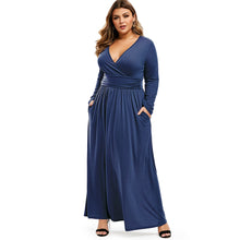 Charger l'image dans la galerie, Ruched Seam Pockets Surplice Plus Size Maxi Dress
