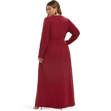Charger l'image dans la galerie, Ruched Seam Pockets Surplice Plus Size Maxi Dress